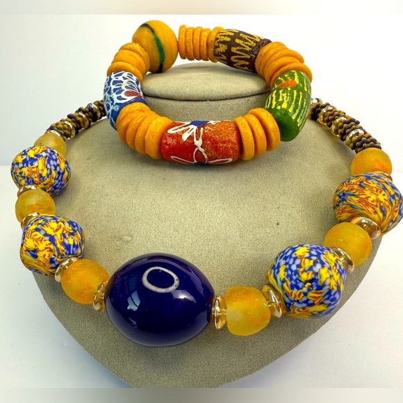 Eclectic Ghana bead necklace set - Picture 3 of 6